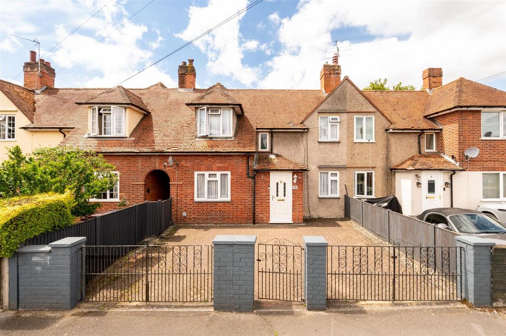 Property photo 1 of 12