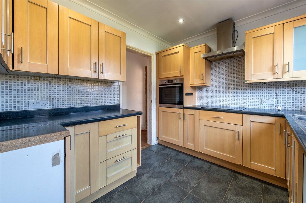 Property photo 3 of 30 Picture No. 20