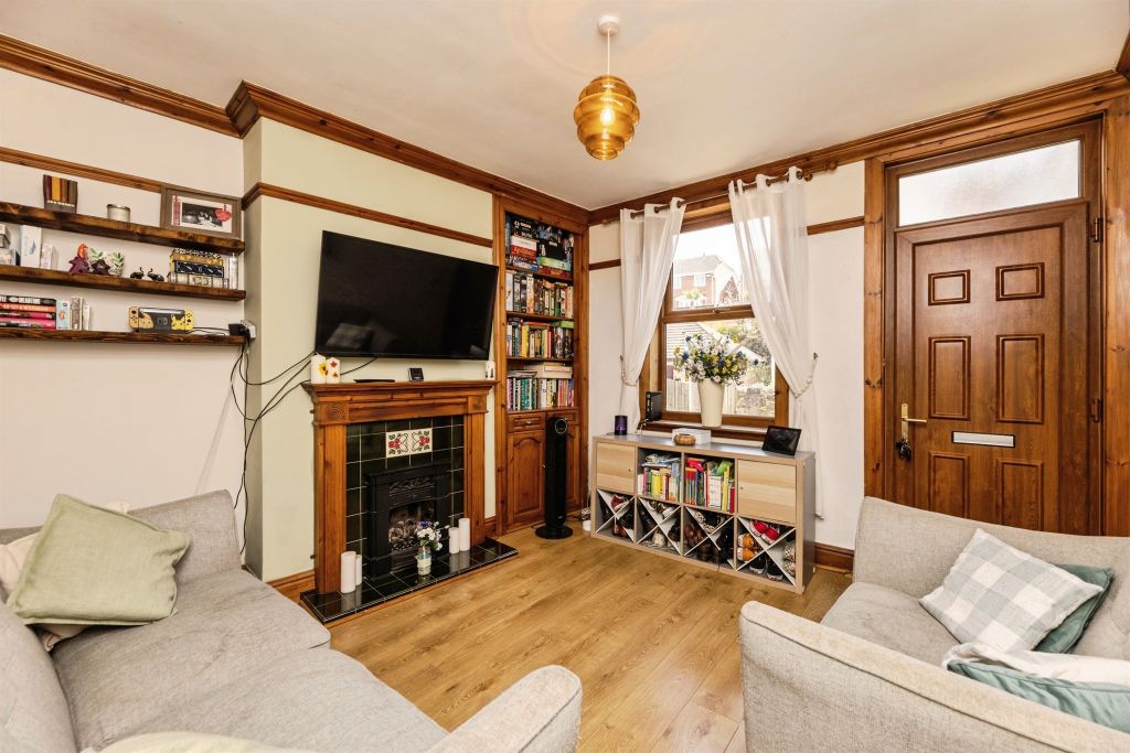 Property photo 3 of 10