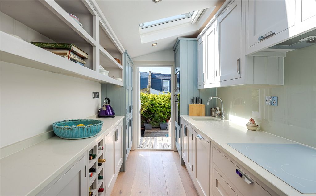 Property photo 3 of 15 Picture No. 03