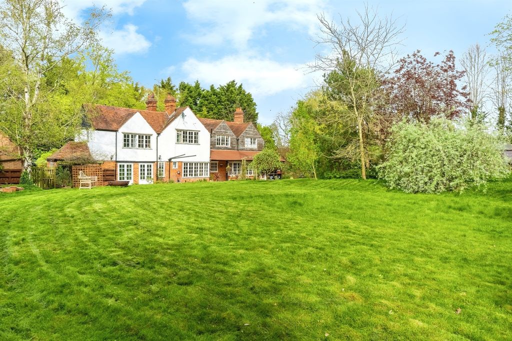 Property photo 1 of 21