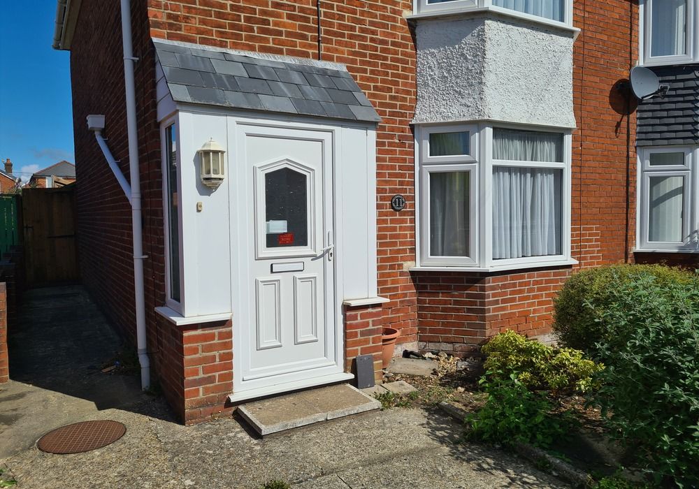 Property photo 2 of 21