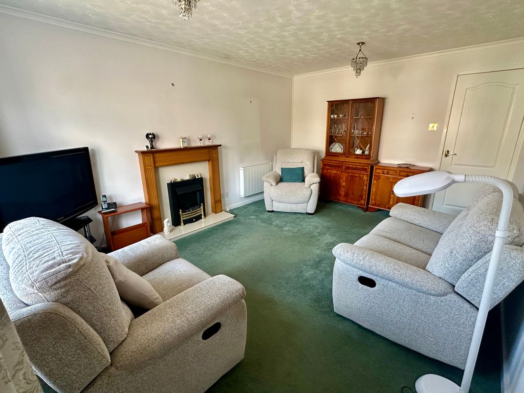 Property photo 2 of 12 Img_8198