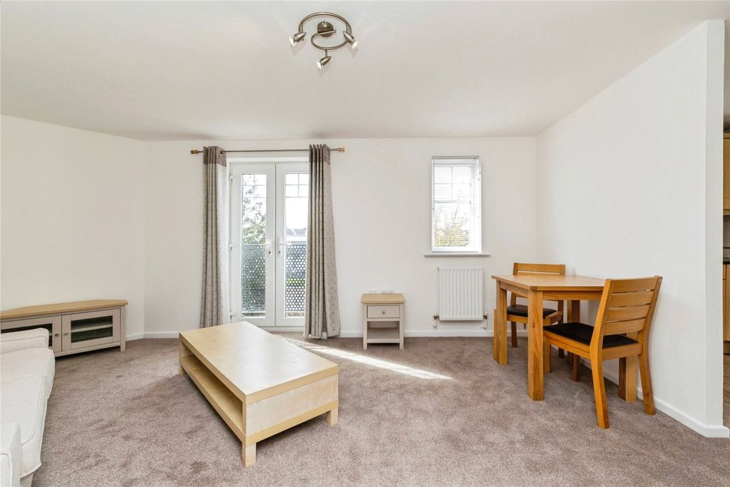 Property photo 3 of 36 Picture No. 10