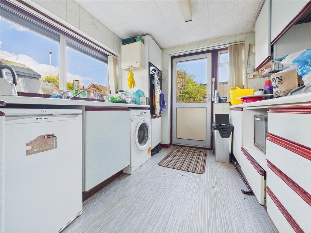 Property photo 3 of 12 Cam02453G0-Pr0212-Still001.Jpg