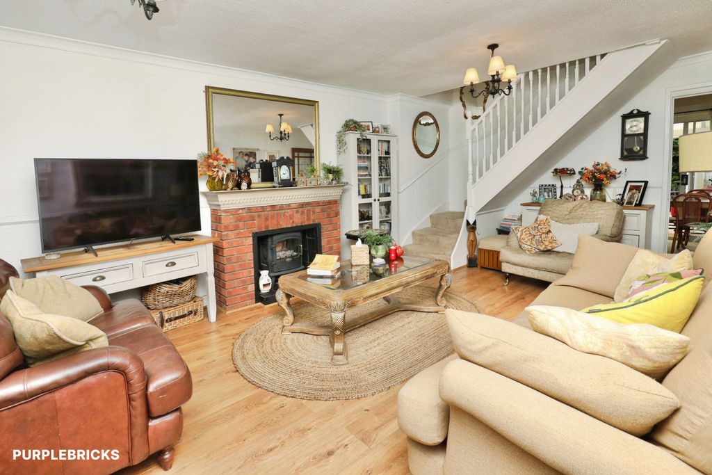 Property photo 3 of 19