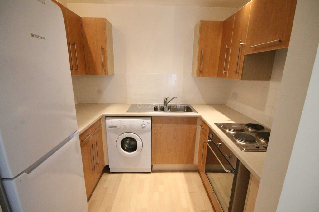 Property photo 3 of 8