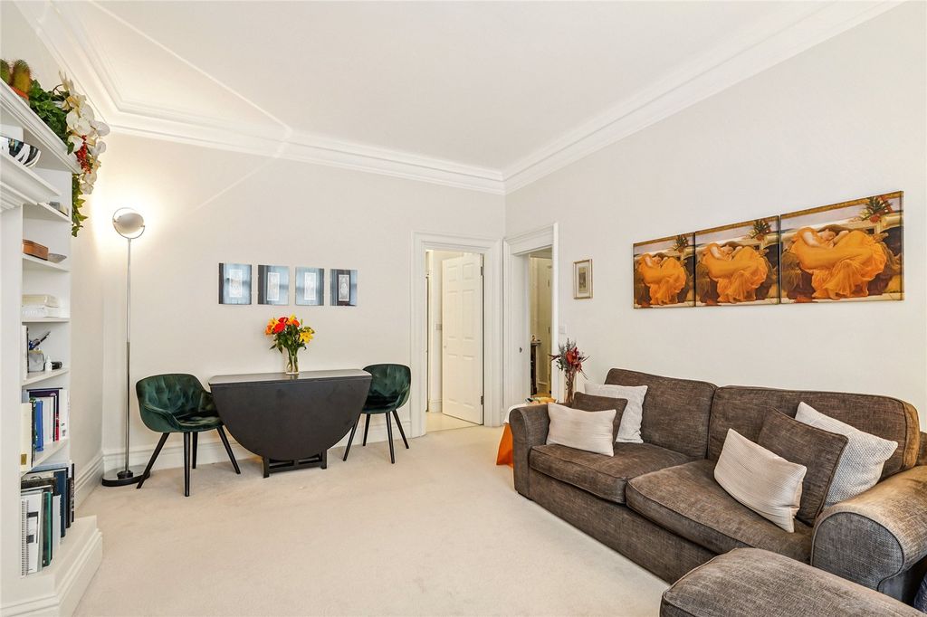 Property photo 3 of 14 Reception Room