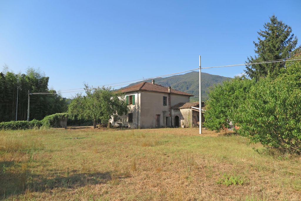 Property photo 2 of 49