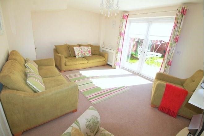 Property photo 2 of 9