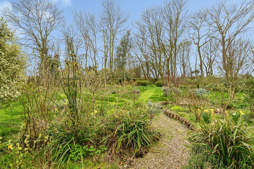 Property photo 3 of 20 Pbox-Img.Jpg