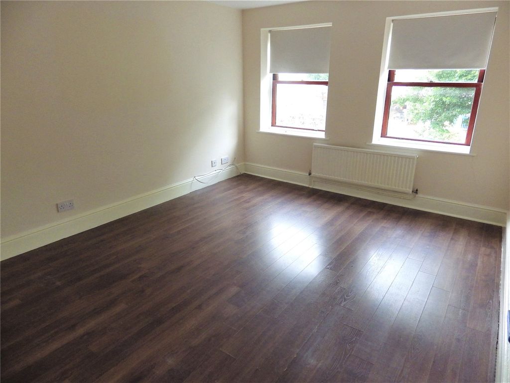 Property photo 2 of 7 Picture No. 03