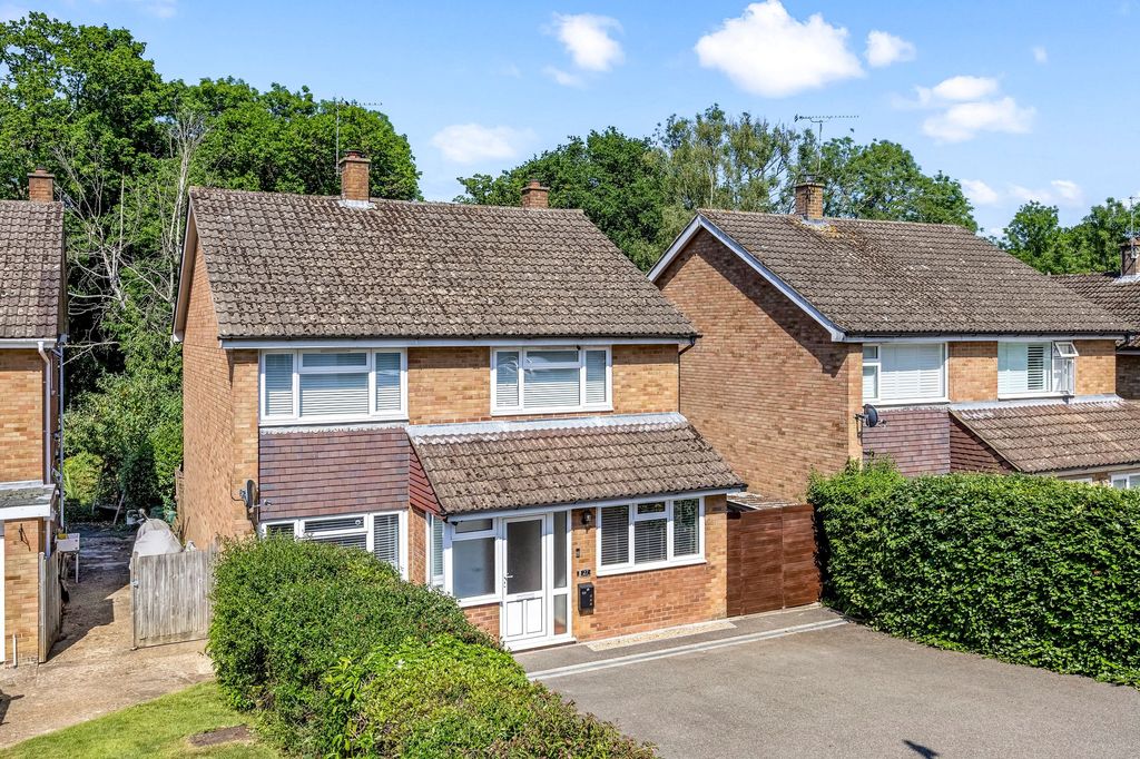 Property photo 1 of 18