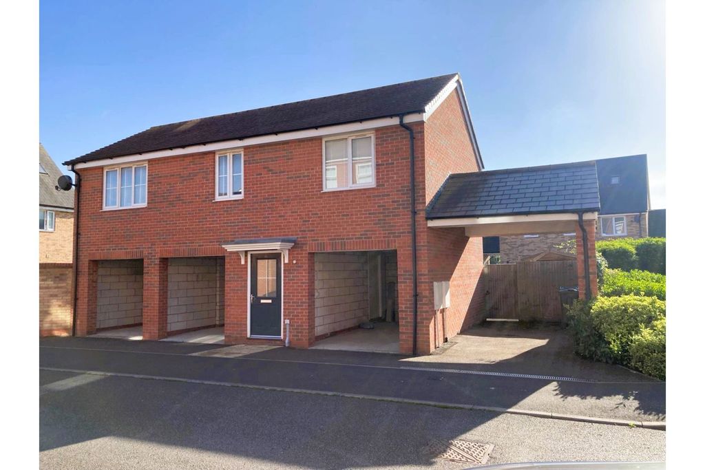 Property photo 1 of 15 Front View