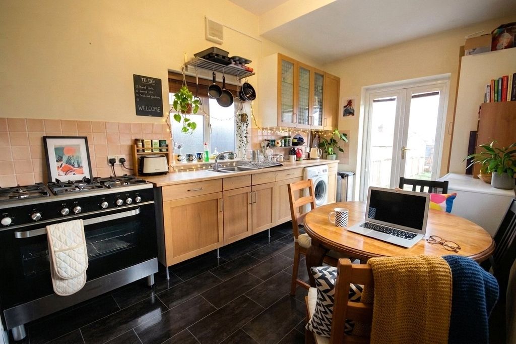 Property photo 2 of 14 Picture No. 49
