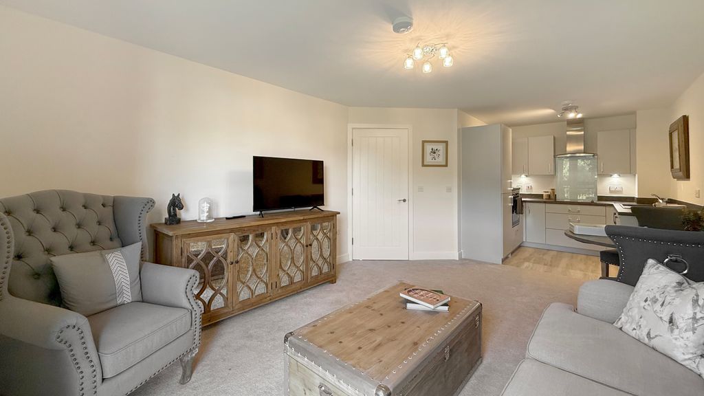 Property photo 3 of 12 Lounge/Kitchen/Dining Room
