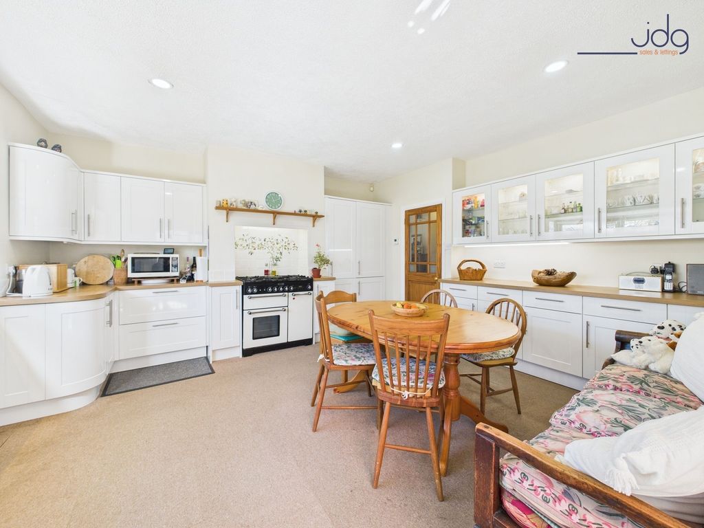 Property photo 2 of 23 Kitchen Diner