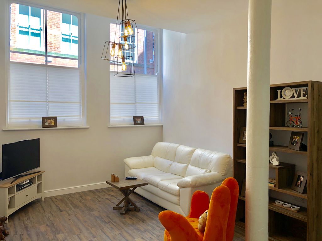 Property photo 2 of 6