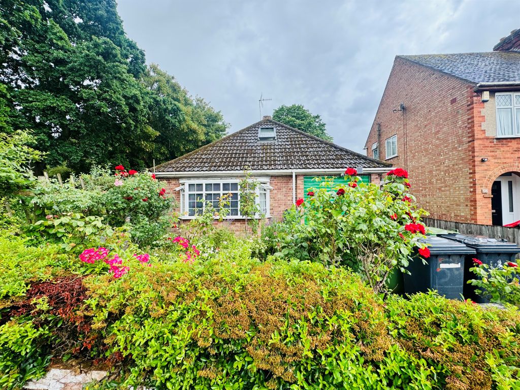 Property photo 1 of 18