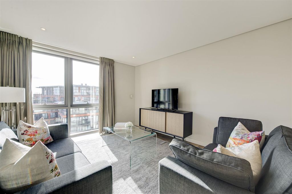 Property photo 3 of 14 Flat 909 4B Merchant Square 362397 Rec_Rgb.Jpg