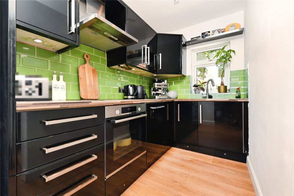 Property photo 3 of 15 Kitchen