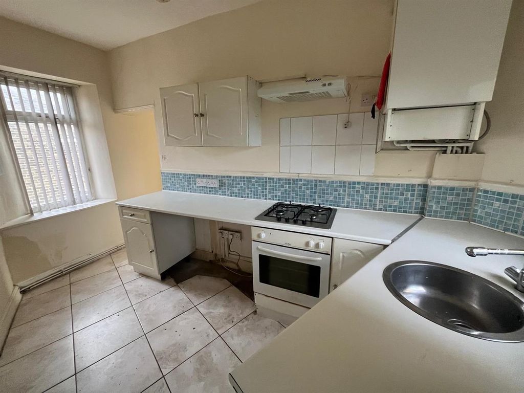 Property photo 2 of 21 Img-20251029-Wa0017.Jpg