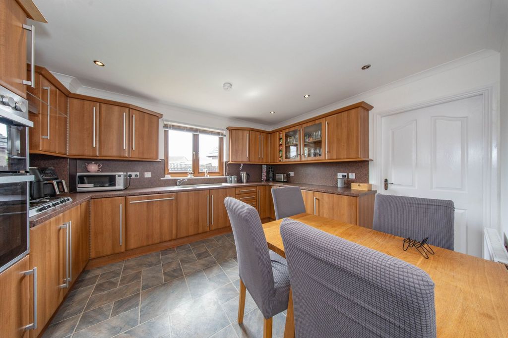 Property photo 3 of 42 Kitchen
