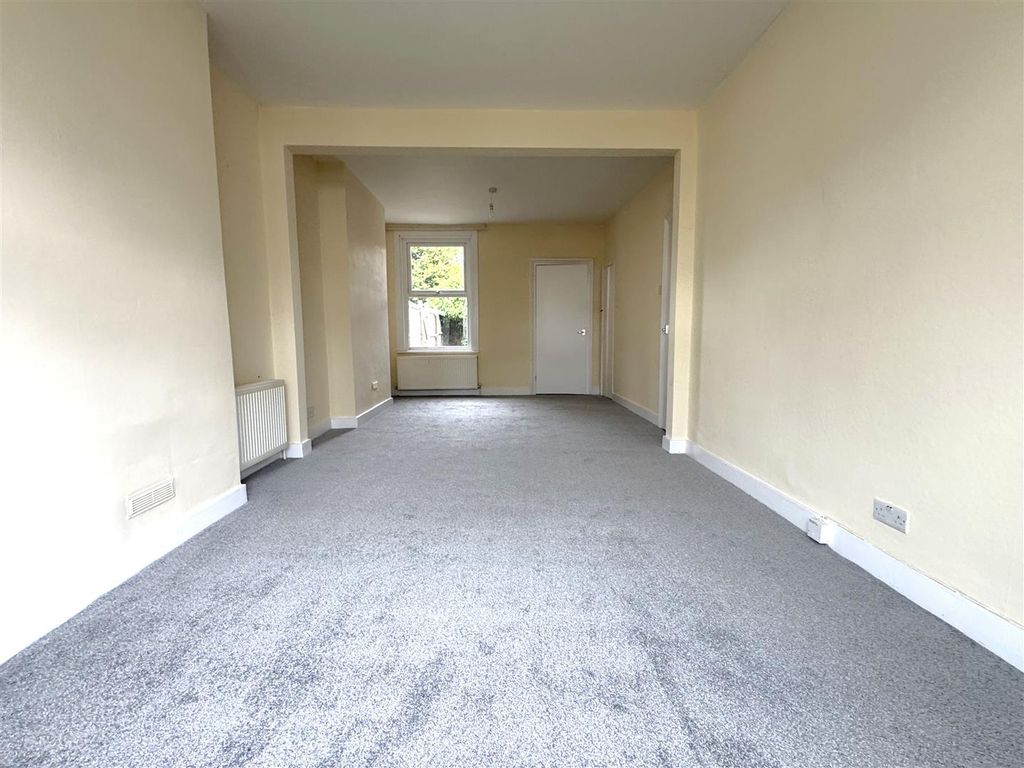 Property photo 3 of 10 Reception Room