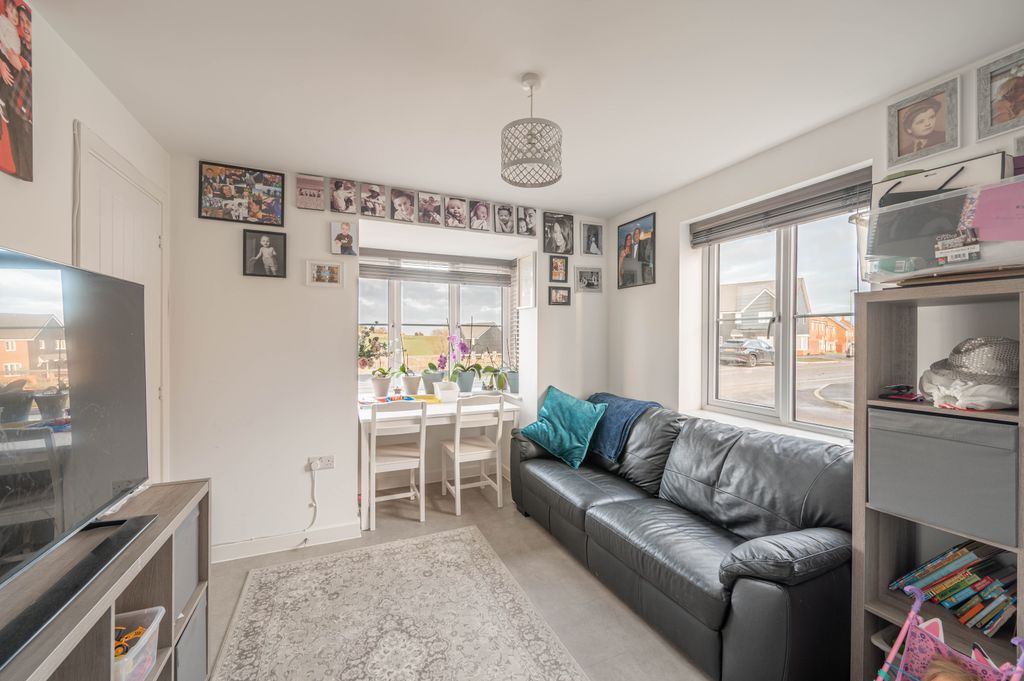 Property photo 2 of 19 Dsc_4384-2-Hdr