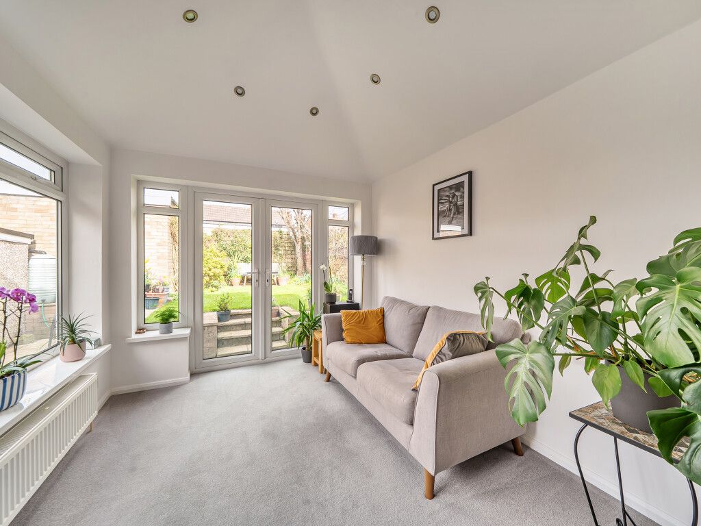 Property photo 3 of 22 1429274-13-69B2Bd...