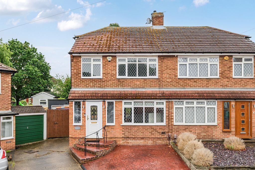 Property photo 1 of 18 1476801-1-6A26Aef...