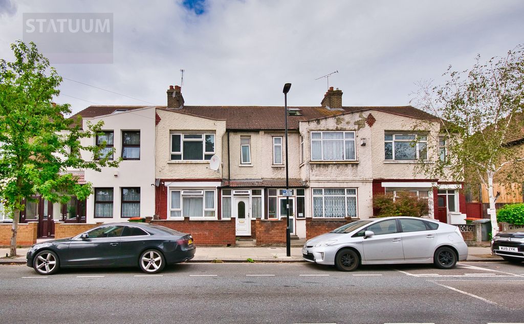 Property photo 1 of 8