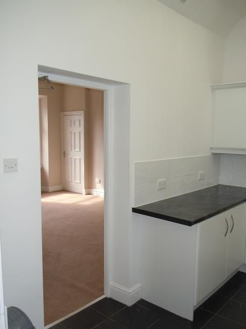 Property photo 3 of 13 Kitchen 2.Jpg