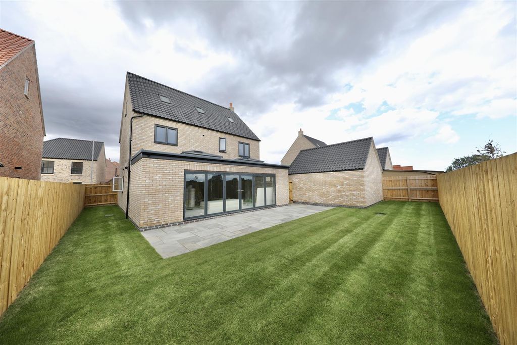 Property photo 1 of 25 0A4A6336.Jpg
