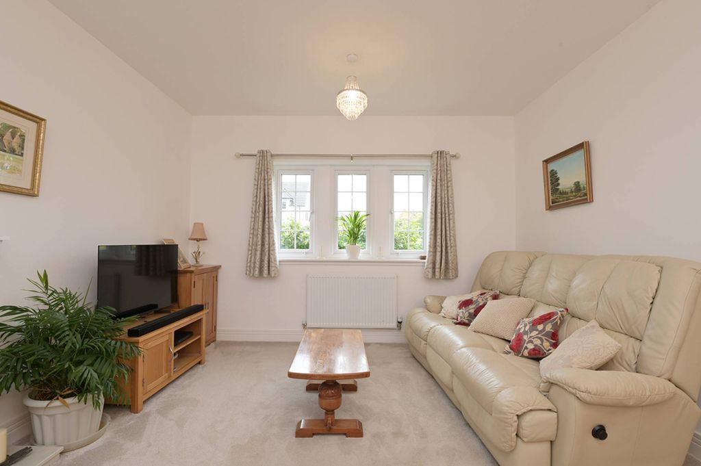 Property photo 3 of 30