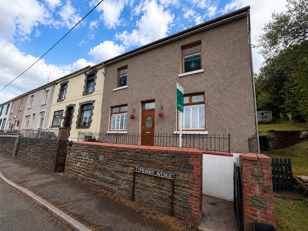 Property photo 1 of 28