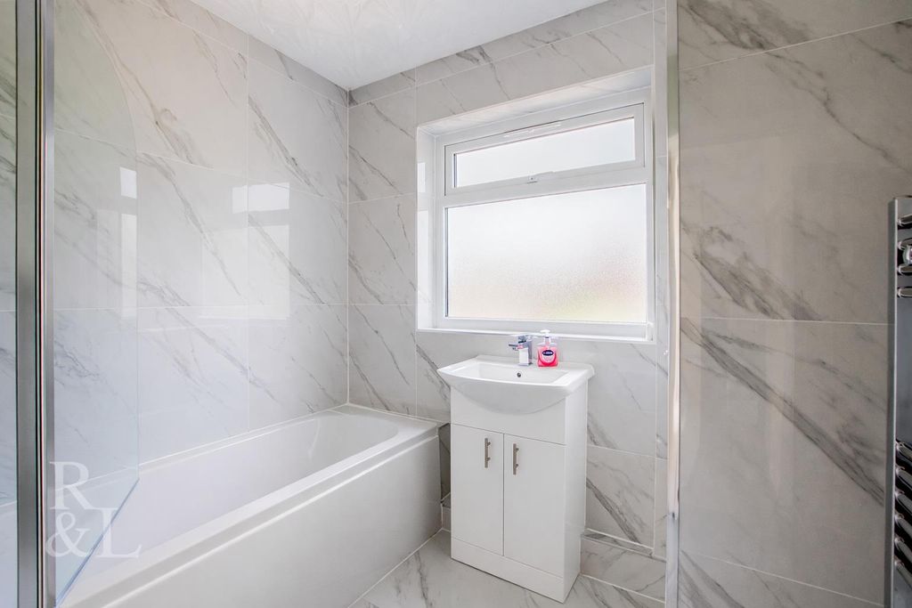 Additional image 18 of 3 bed flat for saleAbbey Road, West Bridgford, Nottingham NG2