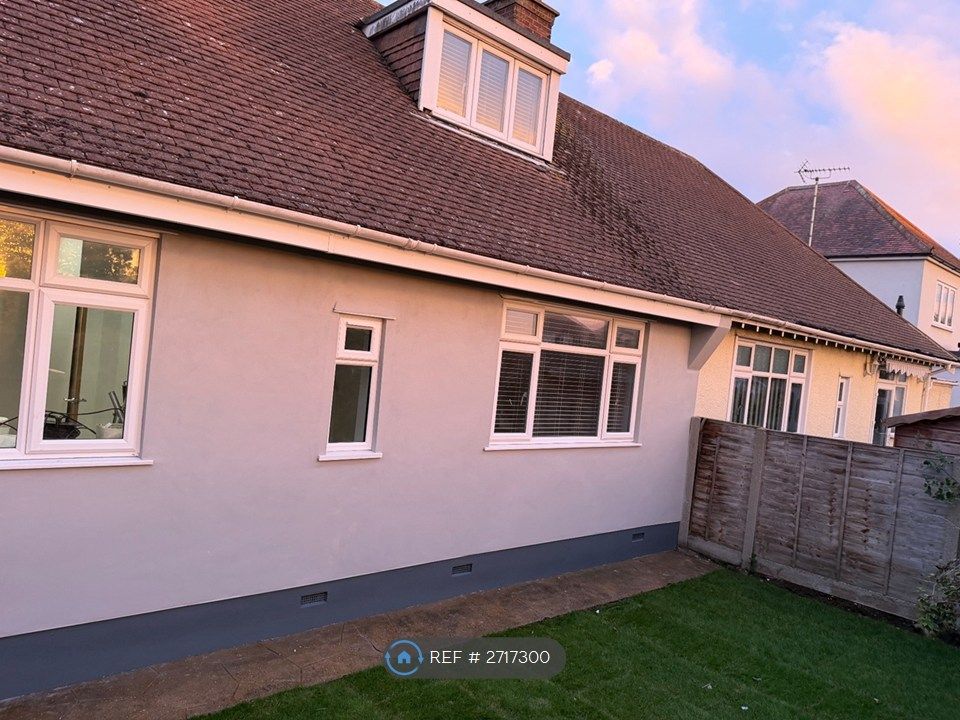 Property photo 3 of 14 Rear