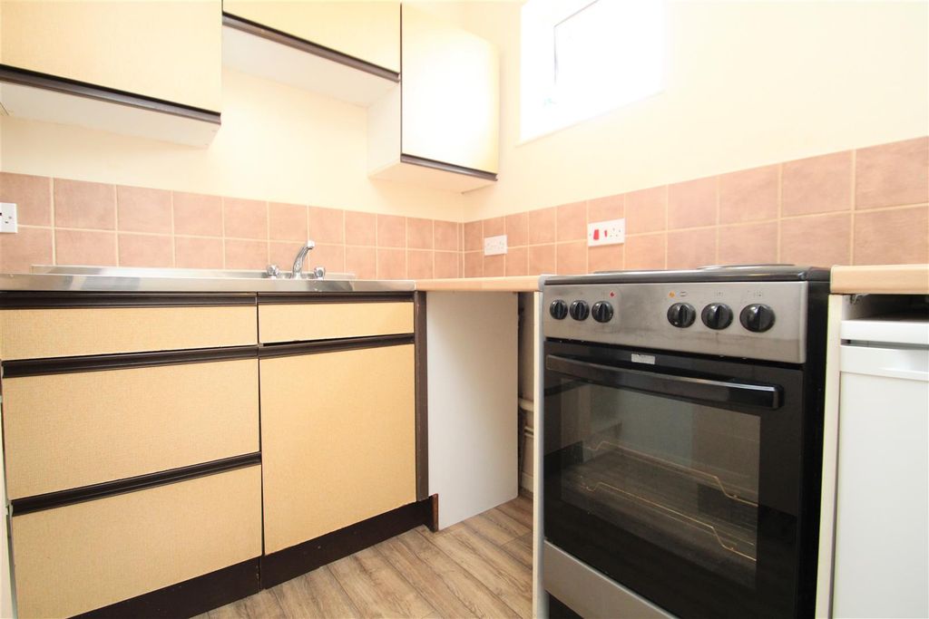 Property photo 3 of 6 Img_0453.Jpg