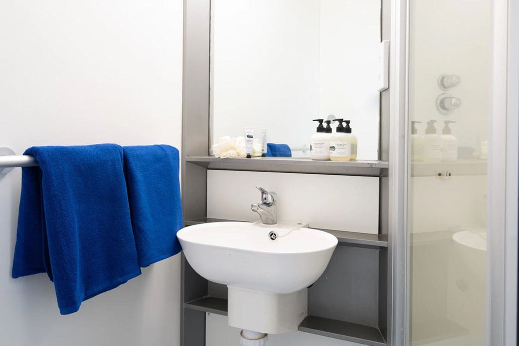 Property photo 3 of 13 Bathroom