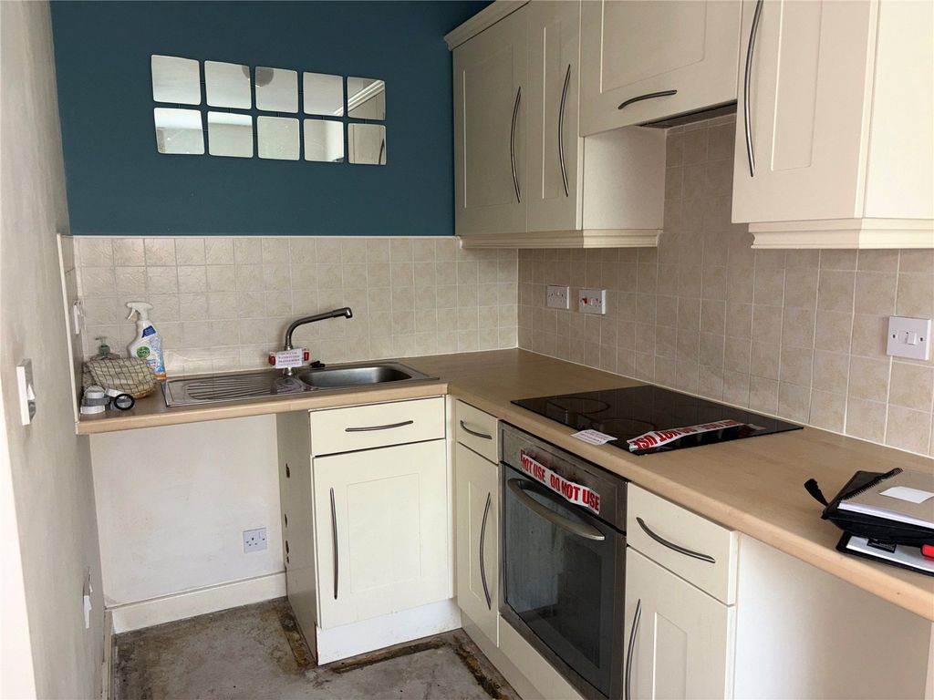 Property photo 3 of 6 Picture No. 04