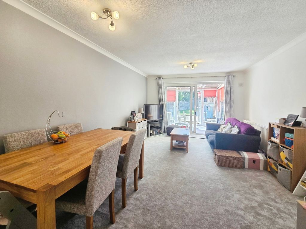 Property photo 2 of 12 Pbox-Img.Jpg