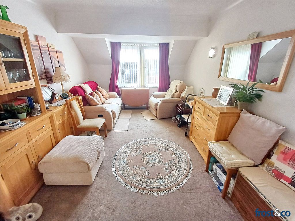 Property photo 2 of 18 Living Room