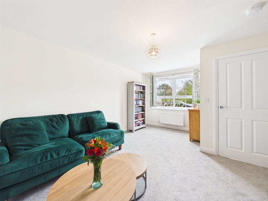 Property photo 2 of 12 Picture No. 09