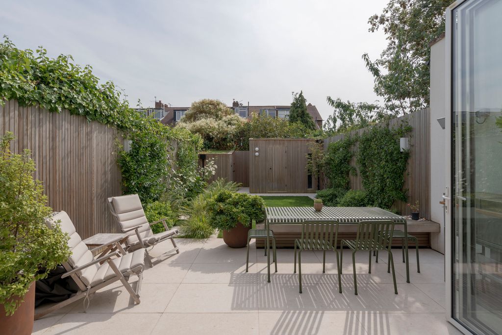 Property photo 2 of 34 188768 - Hopefield Avenue, London, Nw6 - High Res - Npp01658.Jpg