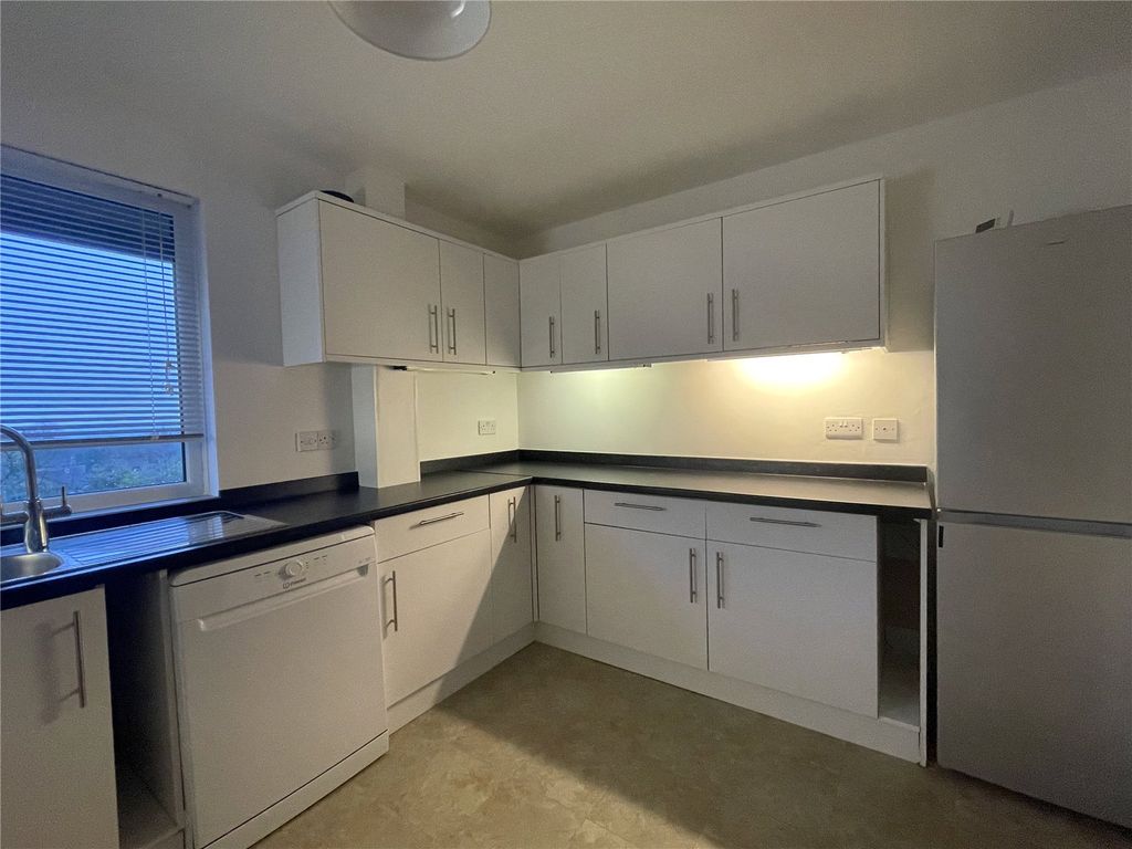 Property photo 3 of 30 Picture No. 98