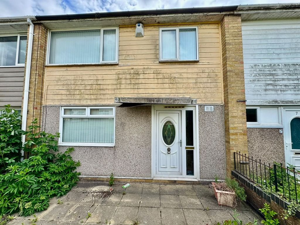 Property photo 1 of 9 3 Bed Terraced House To Rent Cowpen Crescent, Stockton-On-Tees Ts19