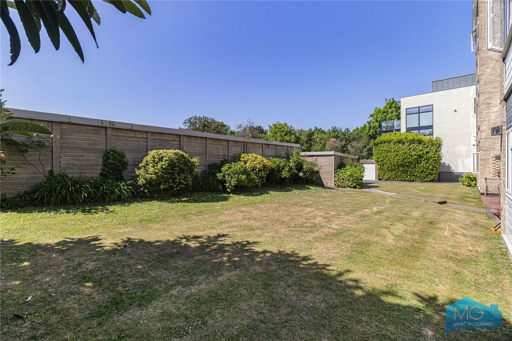 Property photo 3 of 16 Picture No. 26