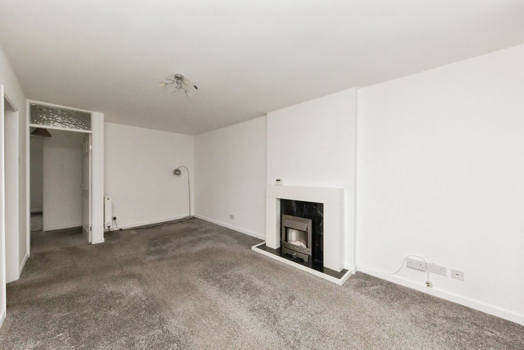 Property photo 3 of 13 Photography