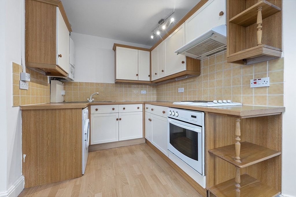 Property photo 2 of 15 Picture No. 03